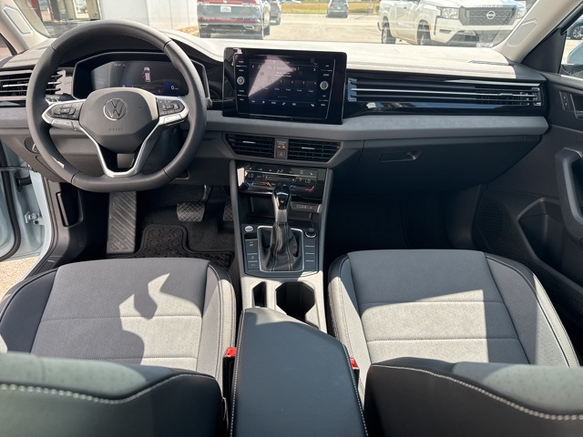 2025 Volkswagen Jetta 1.5T SE photo 21