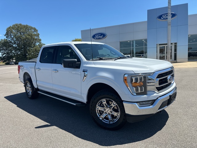 2023 Ford F-150 XLT photo 3