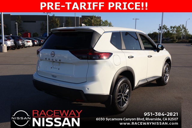 2025 Nissan Rogue S photo 3