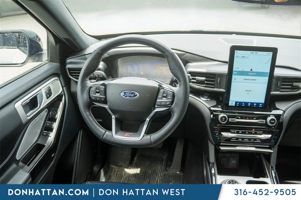 2023 Ford Explorer ST photo 4