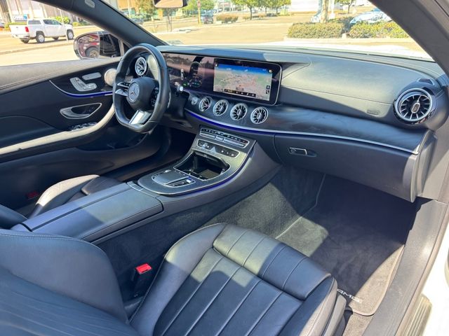 2022 Mercedes Benz E 450 photo 24