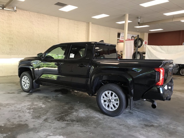2025 Toyota Tacoma SR5 Double Cab photo 6