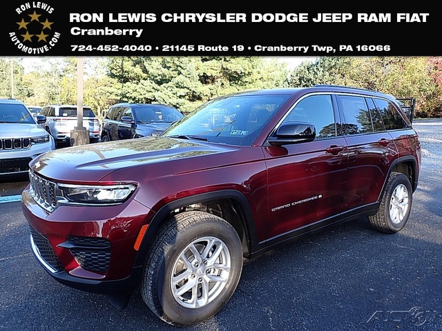 2025 Jeep Grand Cherokee Laredo's photo