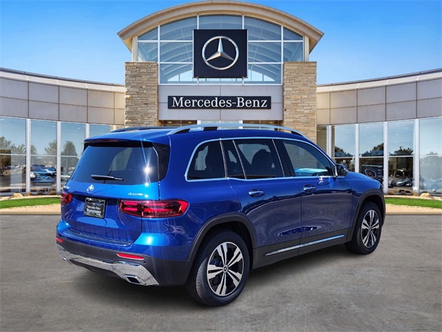 2026 Mercedes Benz GLB 250 4MATIC photo 3