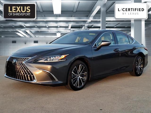 2025 Lexus ES Hybrid 300h's photo