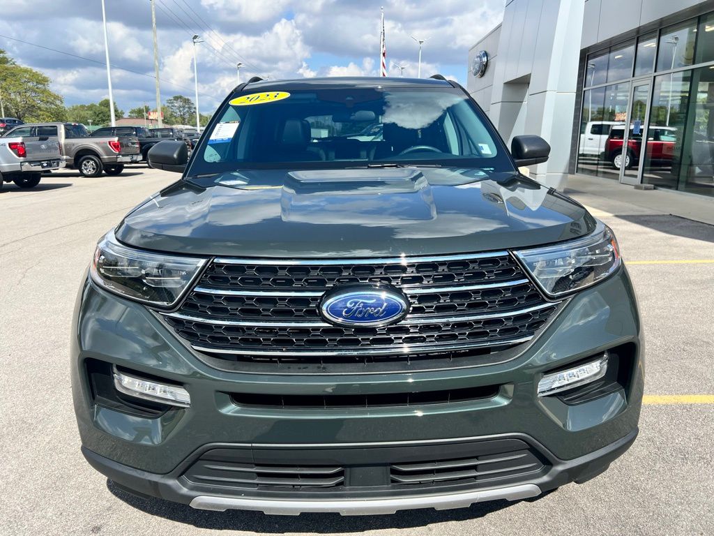 2023 Ford Explorer XLT photo 39