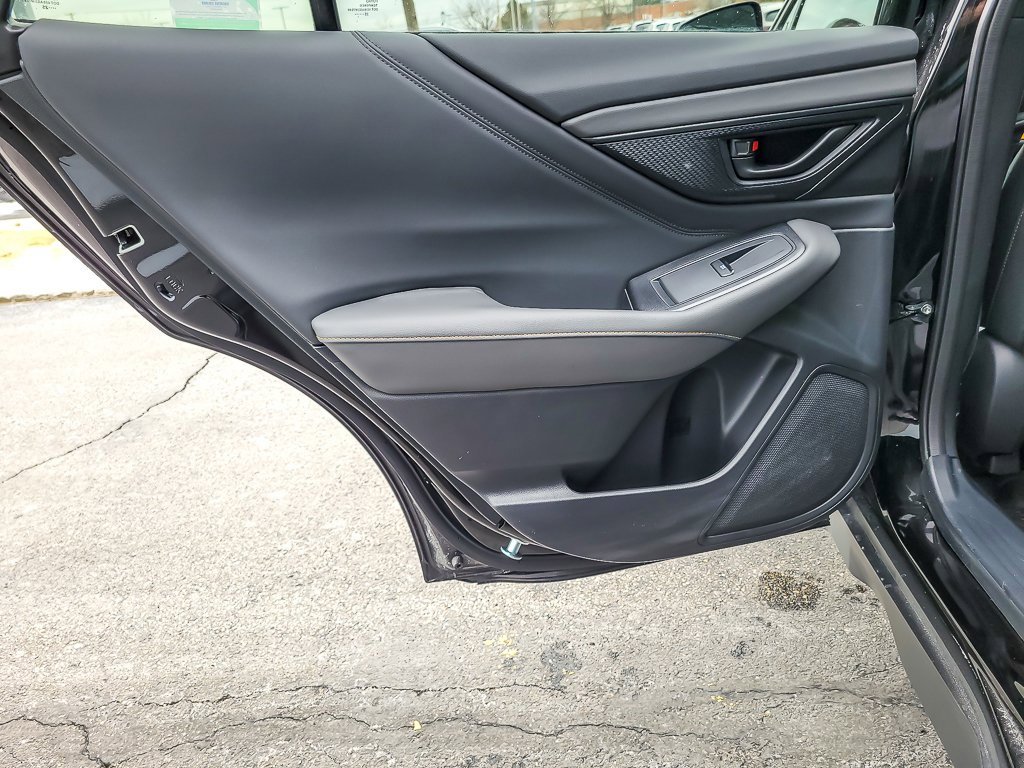 2025 SUBARU OUTBACK - Image 17