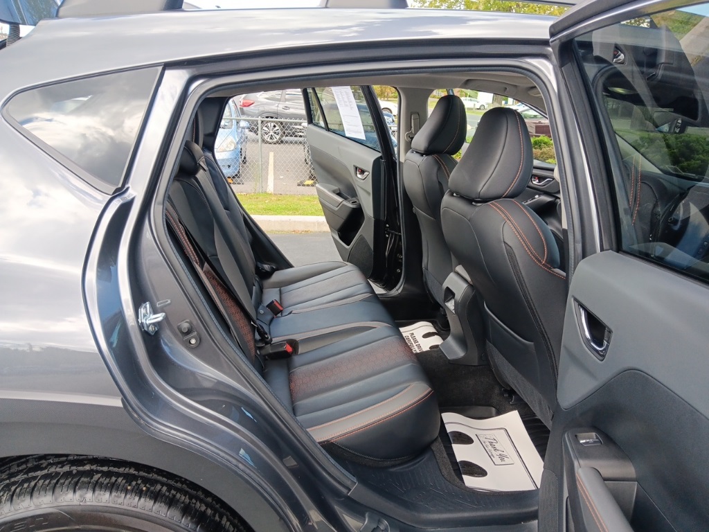 2025 Subaru Crosstrek Limited photo 12