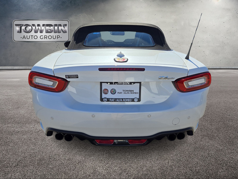 2020 Fiat 124 Spider Abarth photo 5