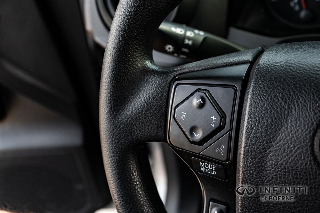 2021 Toyota Tacoma SR5 photo 13