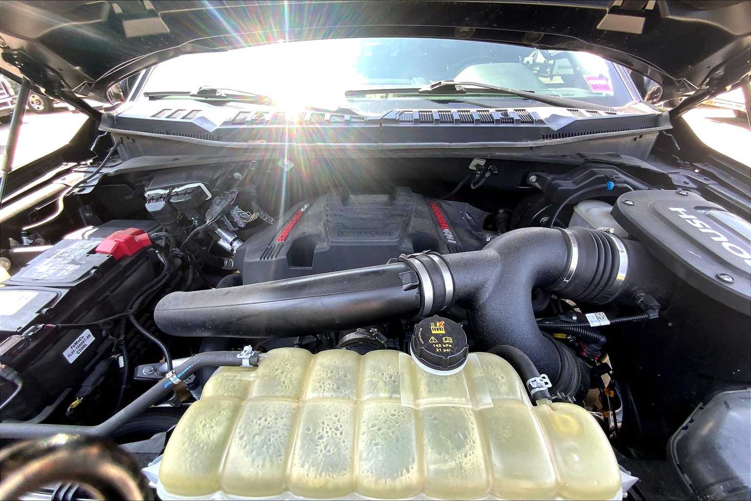 2019 Ford F-150 Raptor photo 28