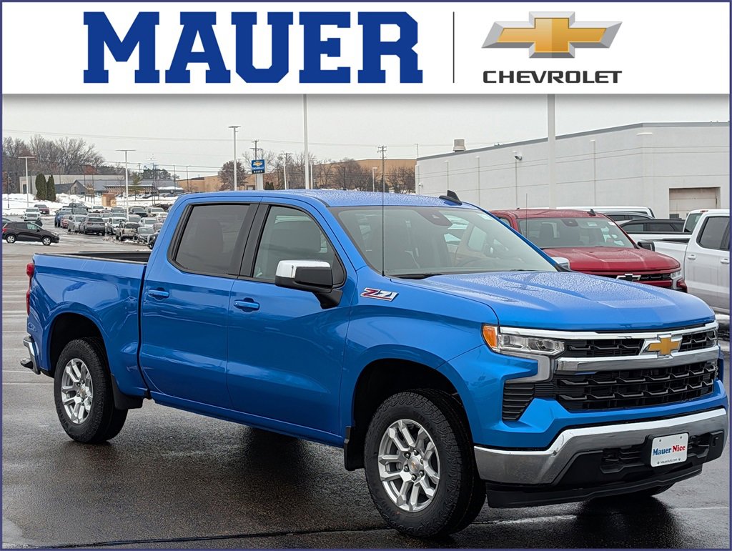 2026 Chevrolet Silverado LT's photo