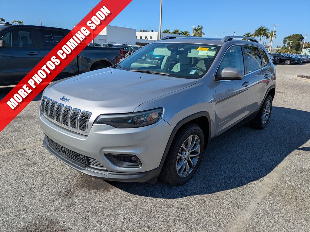 2021 Jeep Cherokee Latitude Lux's photo