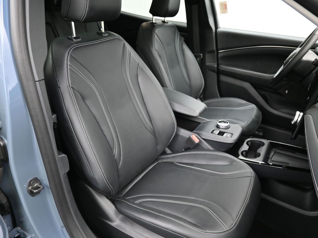 2024 Ford Mustang Mach-E Premium photo 22