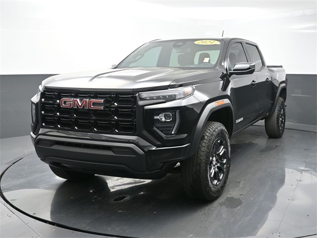 2024 GMC Canyon Elevation's photo