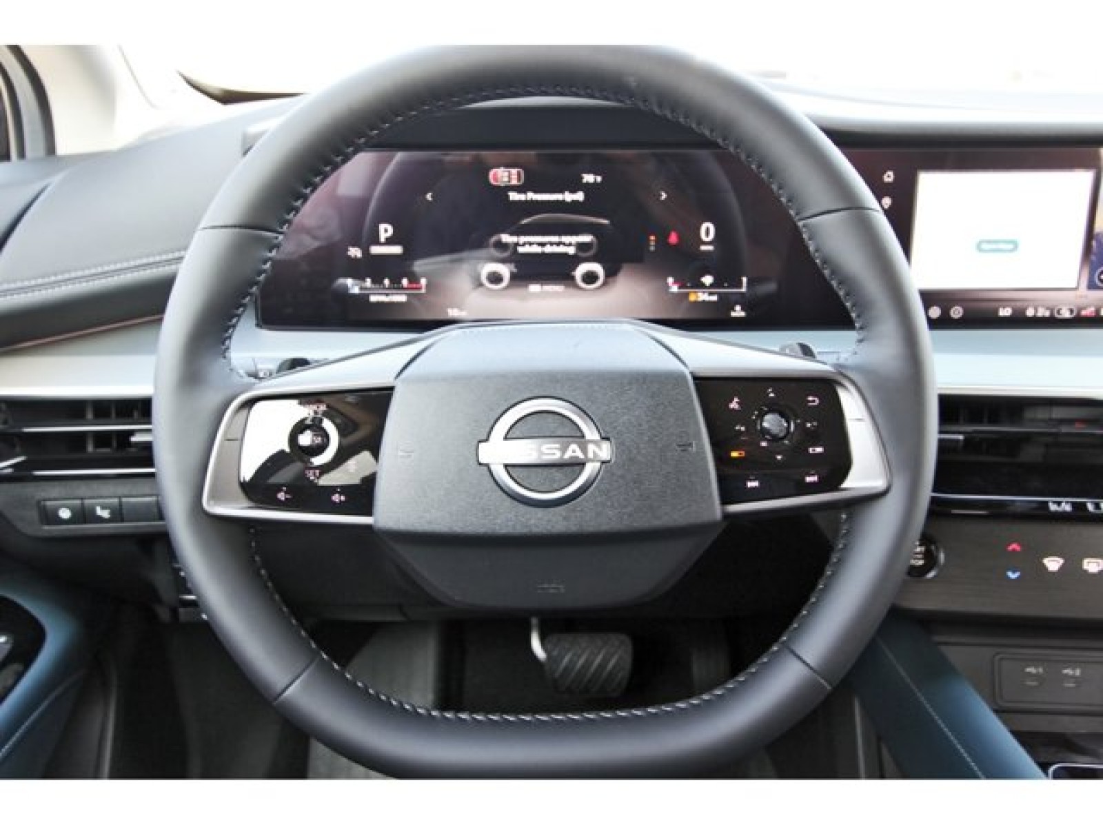 2026 Nissan Murano Platinum Black at Robbins Nissan