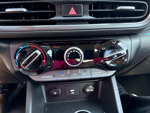 2023 Hyundai Kona SEL photo 22