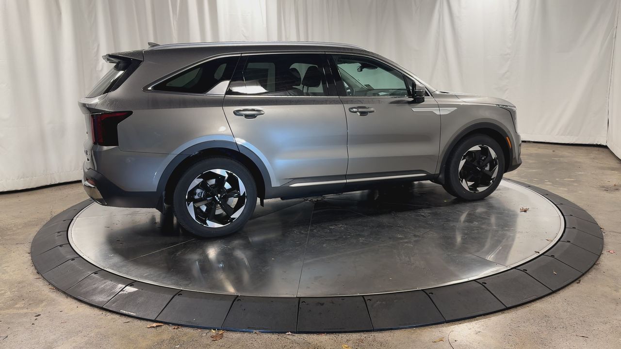 2026 Kia Sorento Hybrid EX photo 2