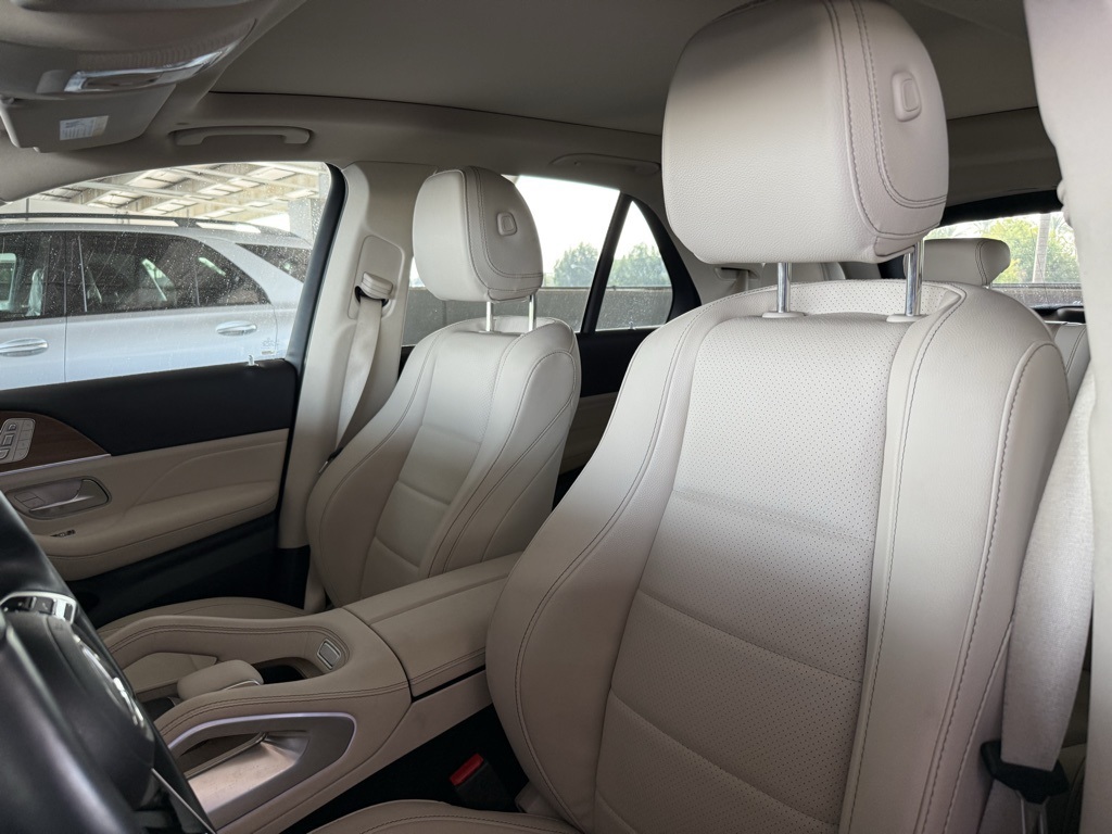 2024 Mercedes Benz GLE 350 4MATIC photo 4