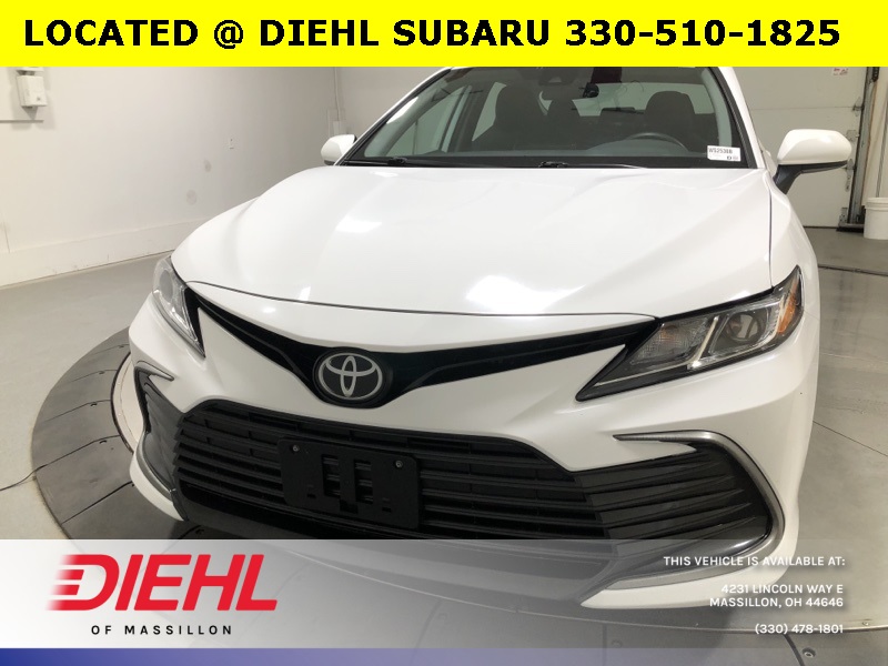 2022 Toyota Camry LE photo 2