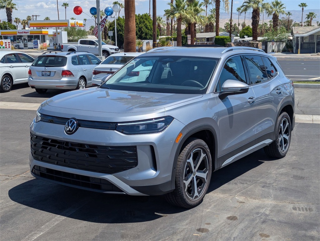 2025 Volkswagen Tiguan S photo 8
