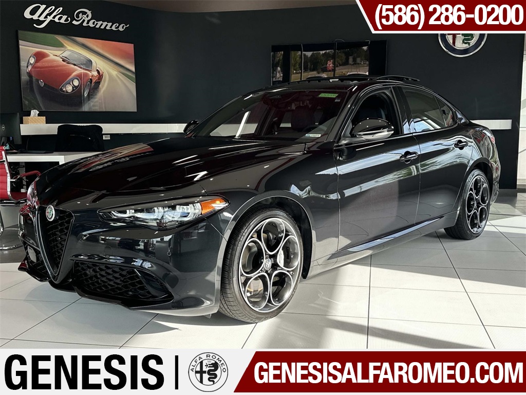 2025 Alfa Romeo Giulia Base's photo