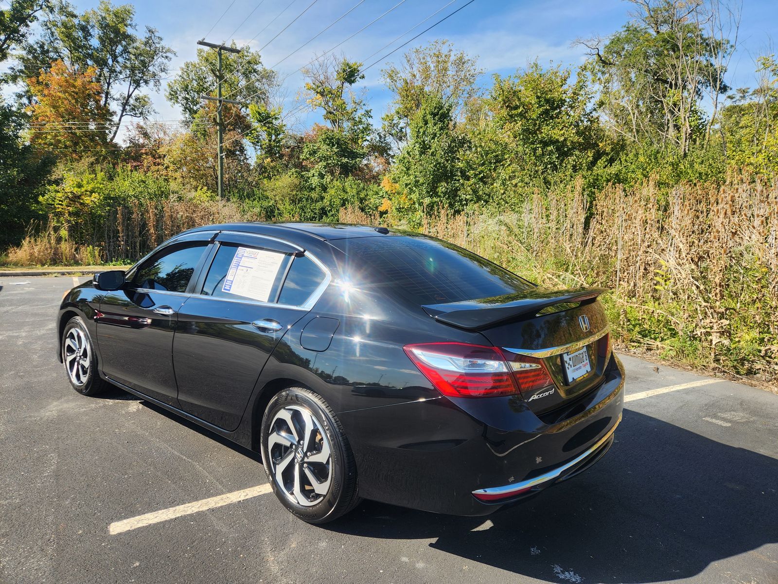 2016 Honda Accord EX-L photo 3