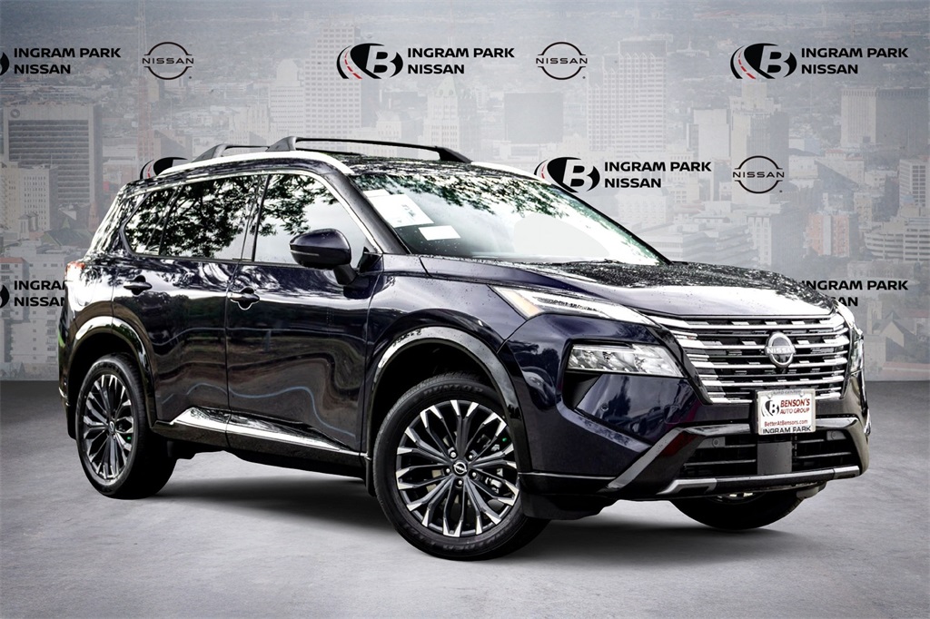 2026 Nissan Rogue Platinum's photo