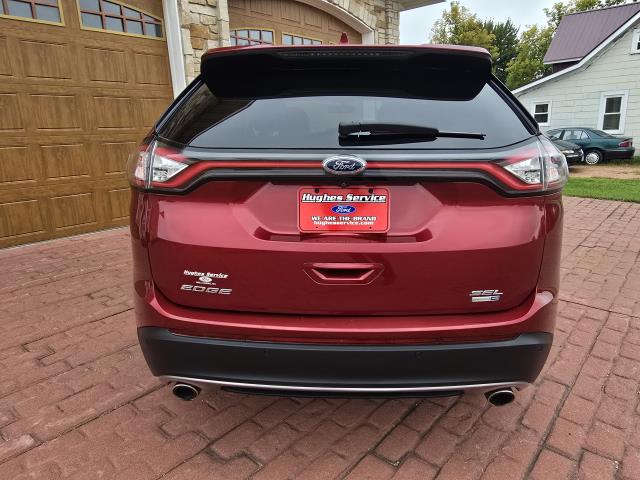 2018 Ford Edge SEL photo 5