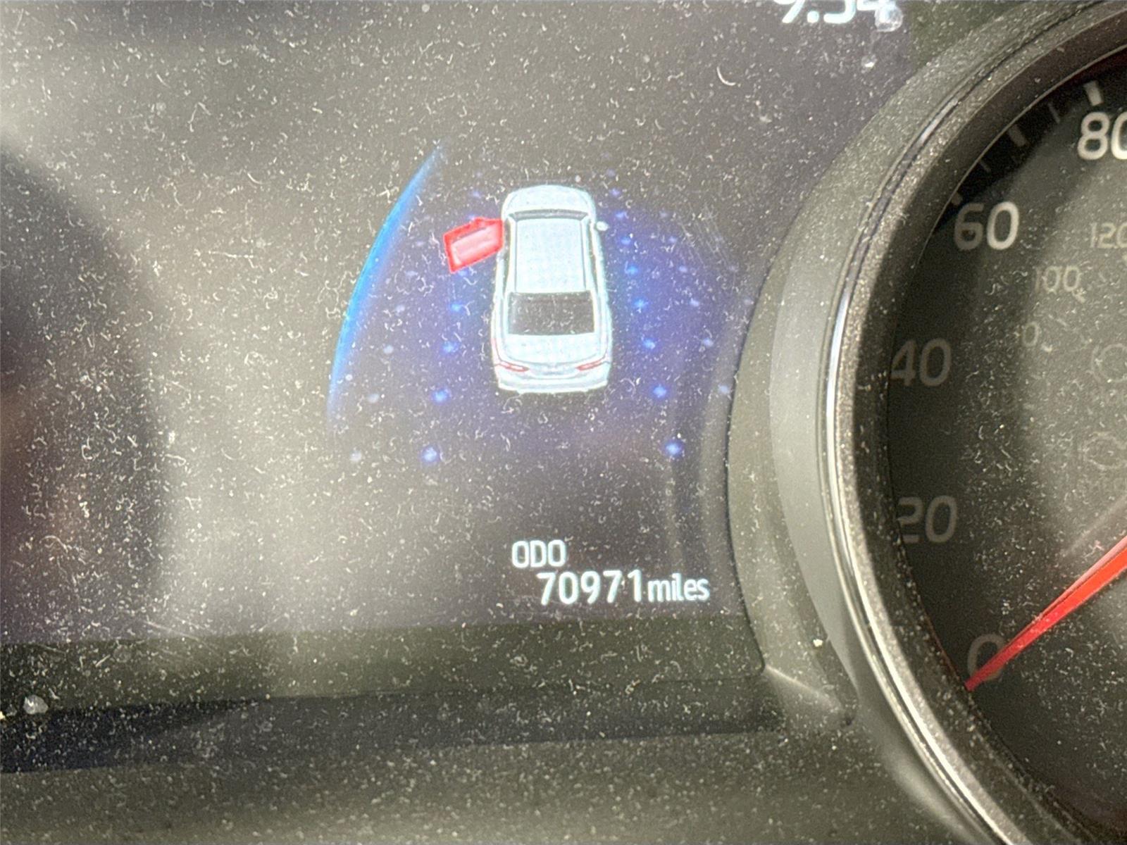 2023 Toyota Camry XSE photo 11