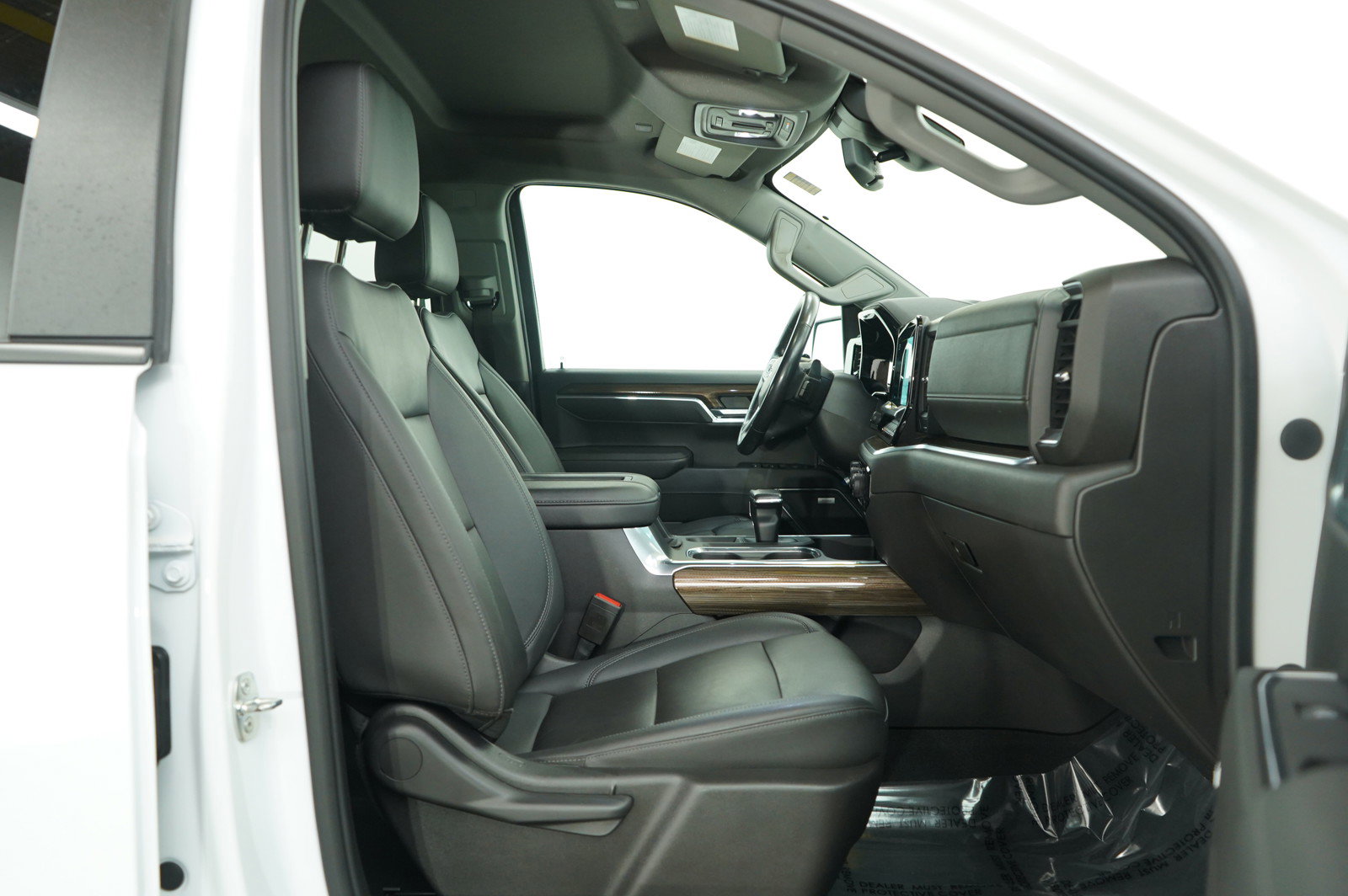 2022 Chevrolet Silverado 1500 LT Trail Boss photo 9