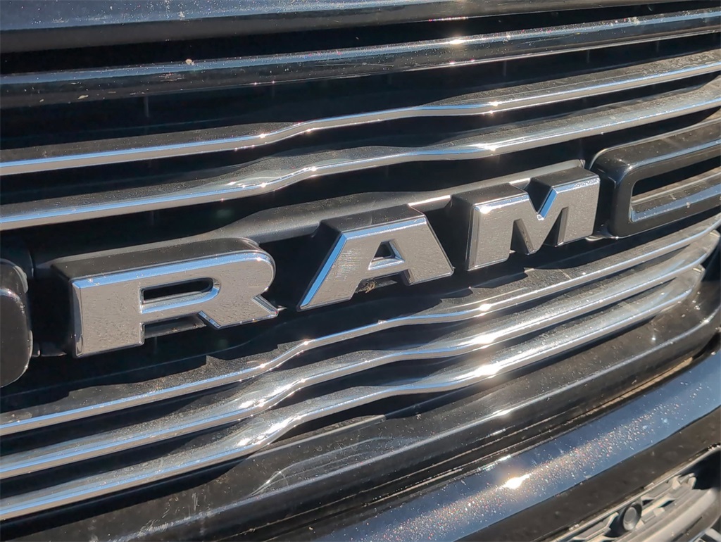 2021 Ram 1500 Laramie photo 4