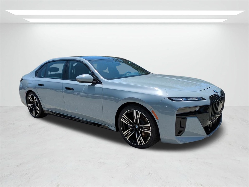 New 2025 Gray Metallic BMW 760i xDrive image 2