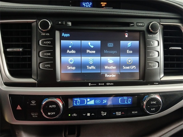 2016 Toyota Highlander LE Plus photo 13