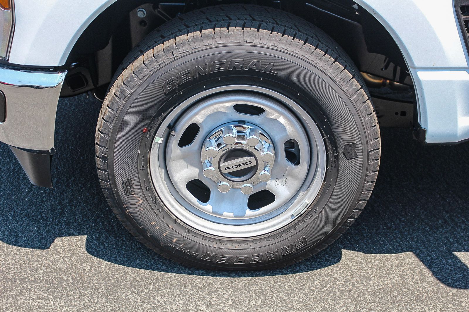 2025 Ford F-350 XL photo 11