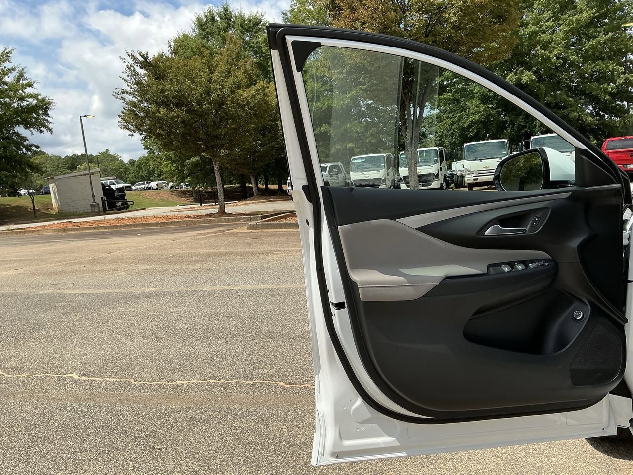 2025 Buick Envista Avenir photo 17