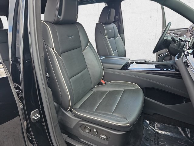 2023 Cadillac Escalade Sport photo 9