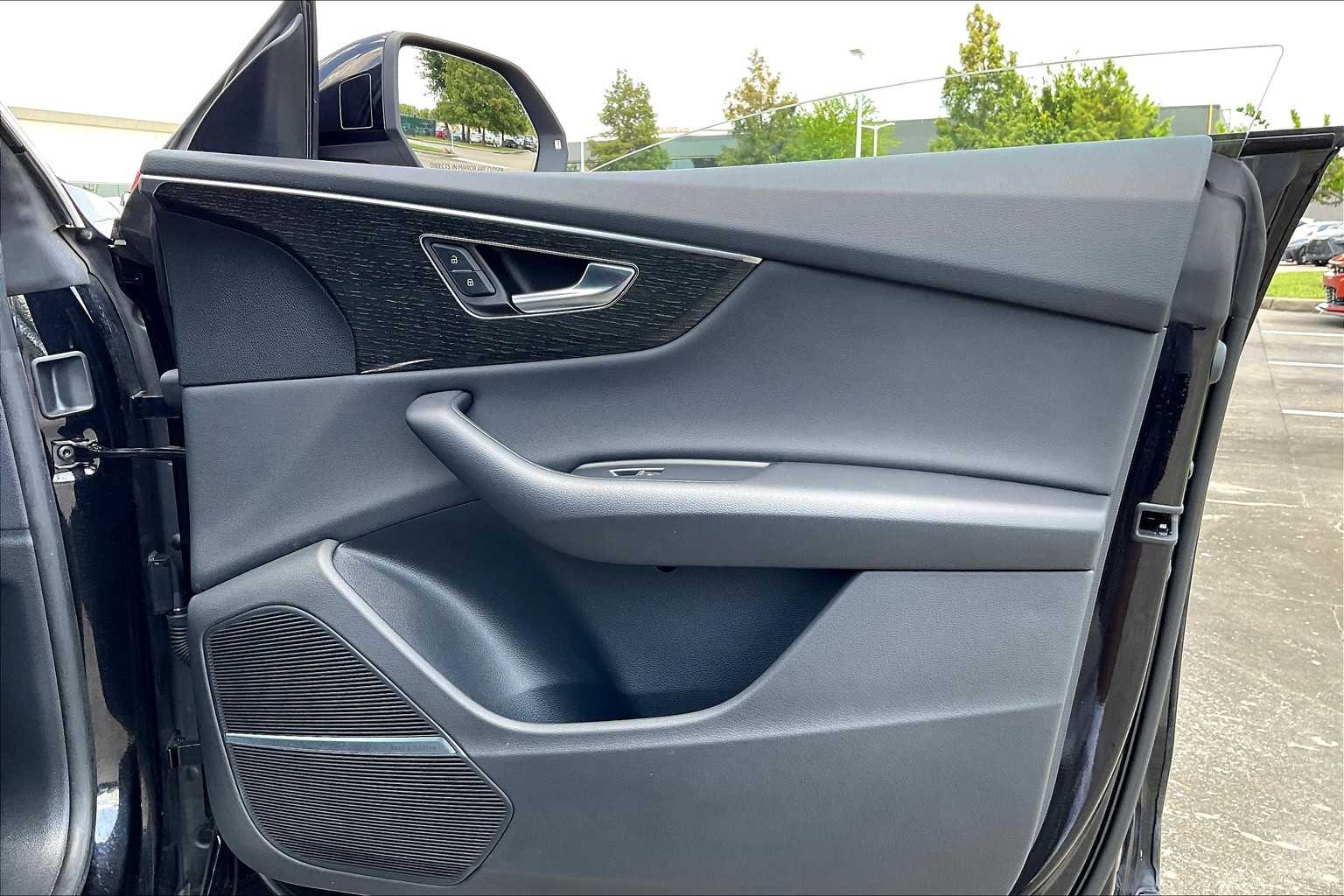 2021 Audi Q8 line Premium Plus photo 21