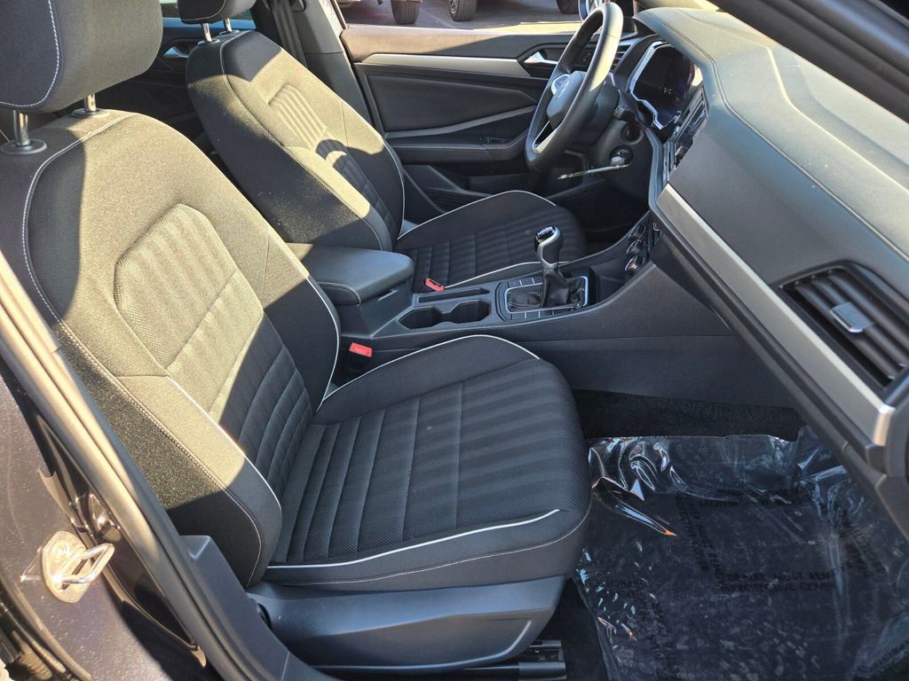 2024 Volkswagen Jetta Sport photo 14