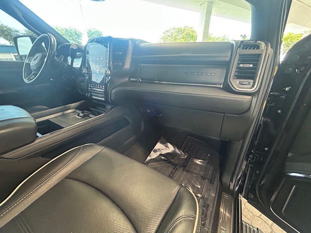 2023 Ram 2500 Limited photo 28