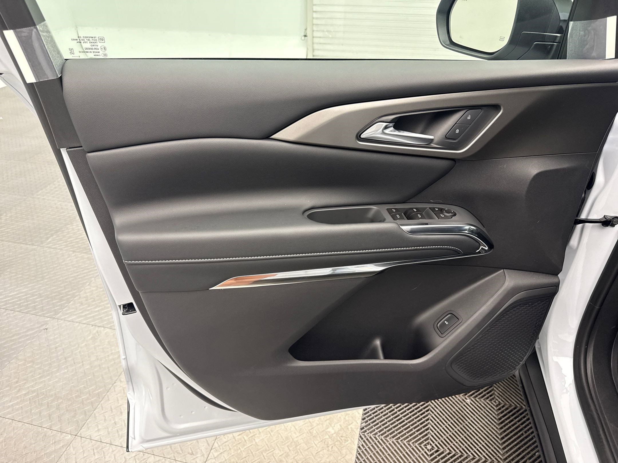 2026 Chevrolet Traverse photo 28