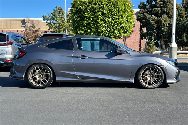 2017 Honda Civic Si photo 3
