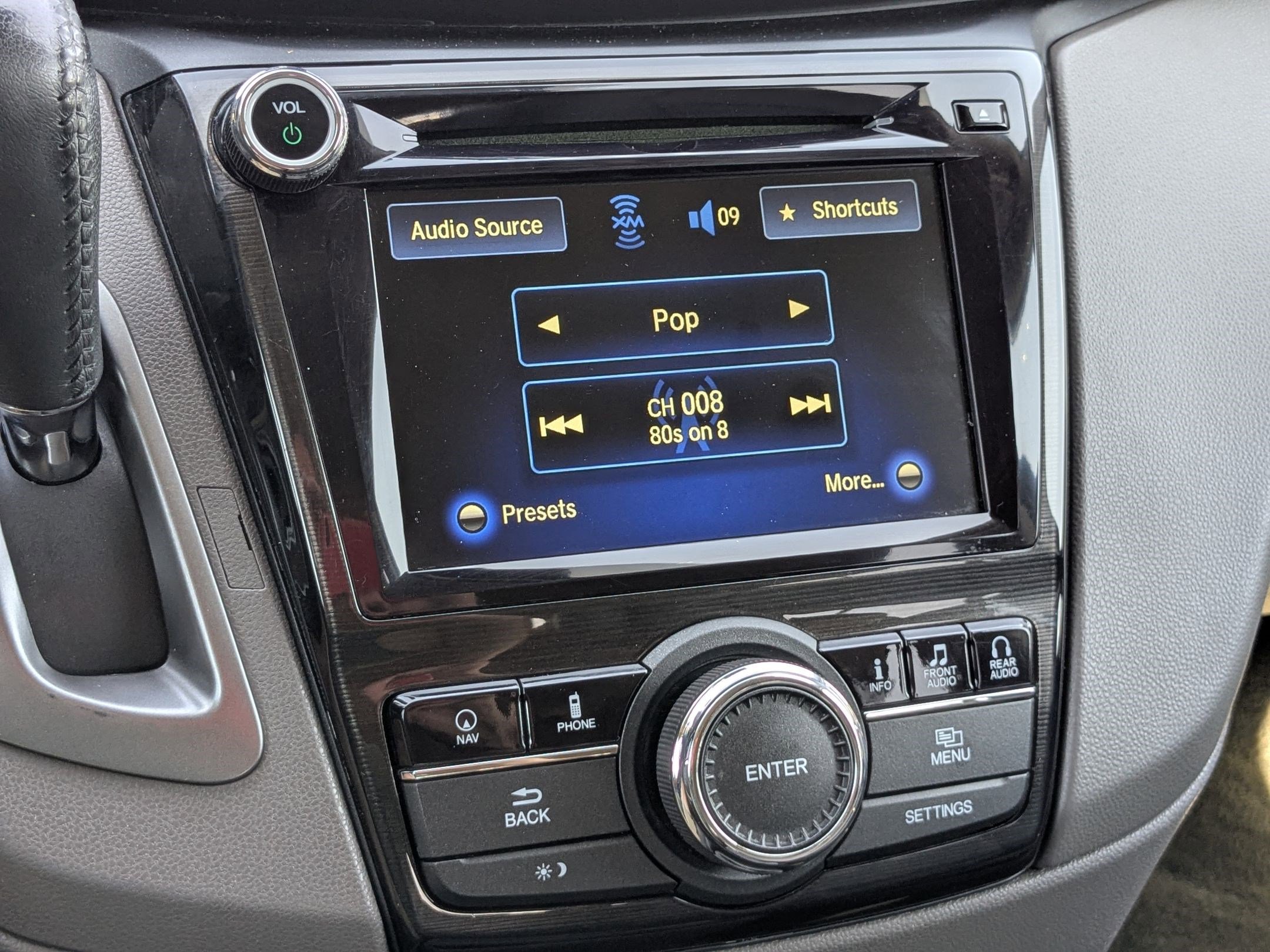 2016 Honda Odyssey Touring Elite photo 21