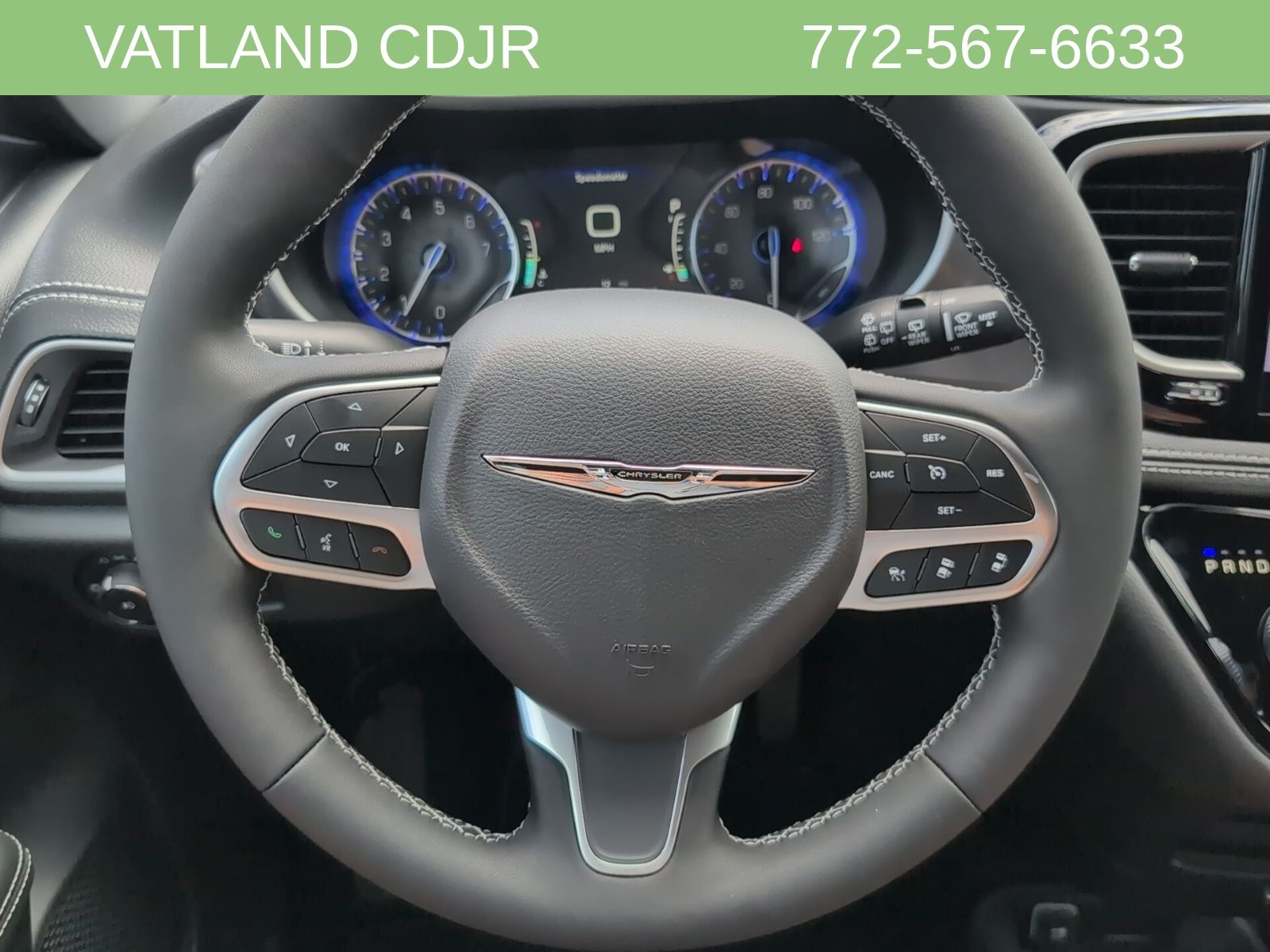 2026 Chrysler Pacifica photo 9