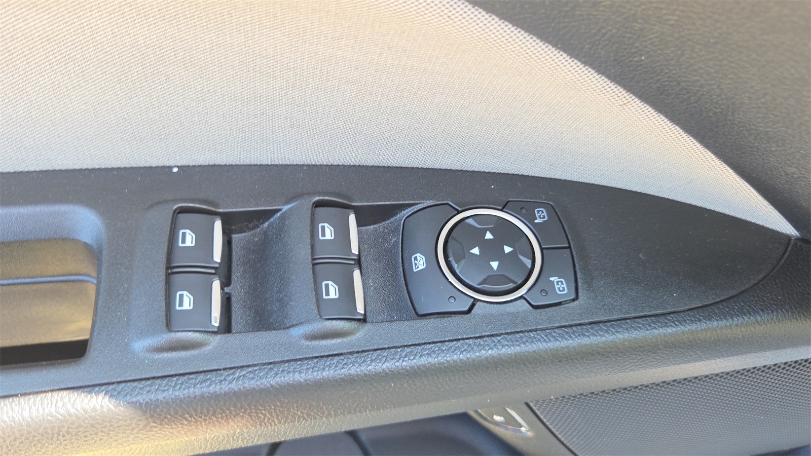 2018 Ford Fusion Hybrid S photo 24