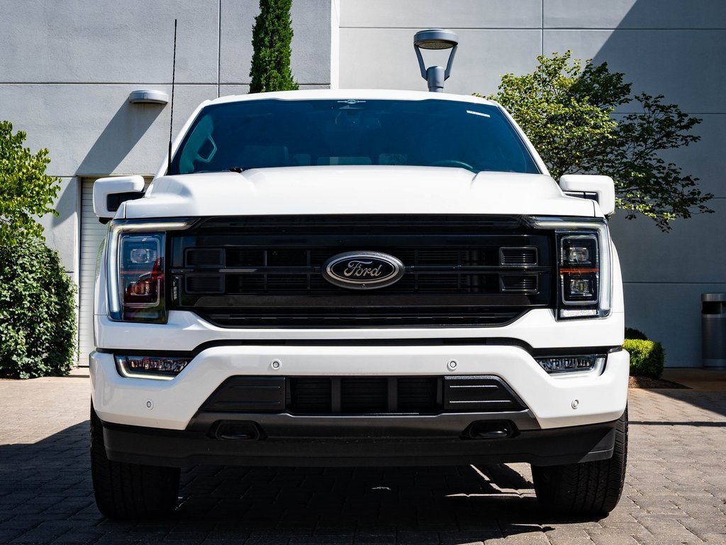 2023 Ford F-150 Lariat photo 2