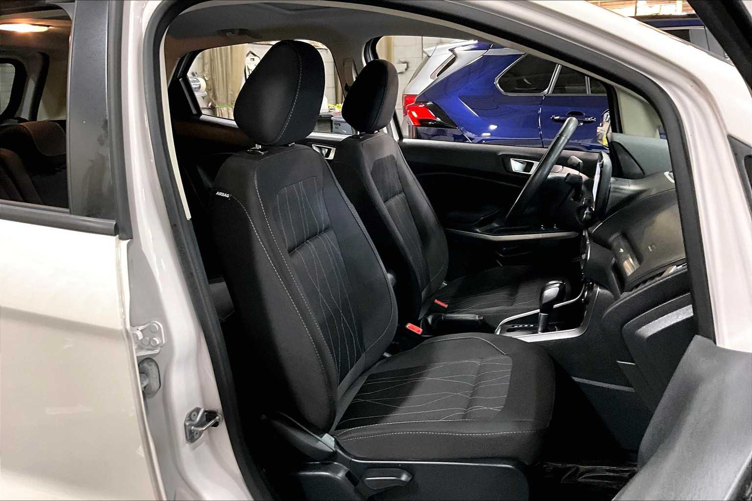 2019 Ford EcoSport SE photo 8