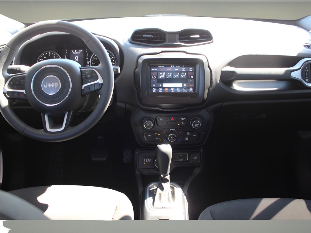 2021 Jeep Renegade Sport photo 17