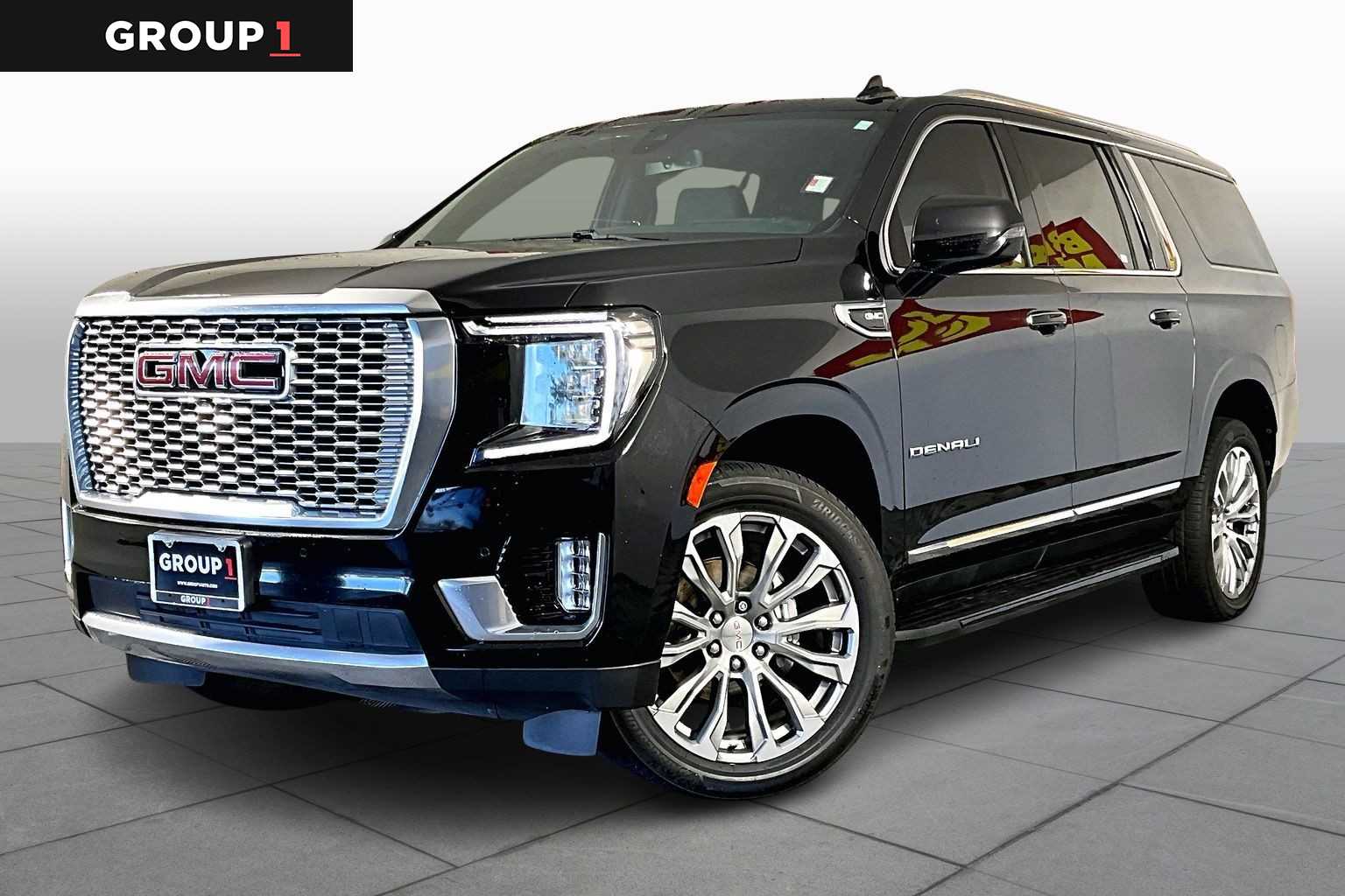 2022 GMC Yukon XL Denali's photo