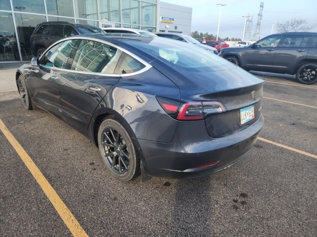 2018 Tesla Model 3 Long Range photo 4